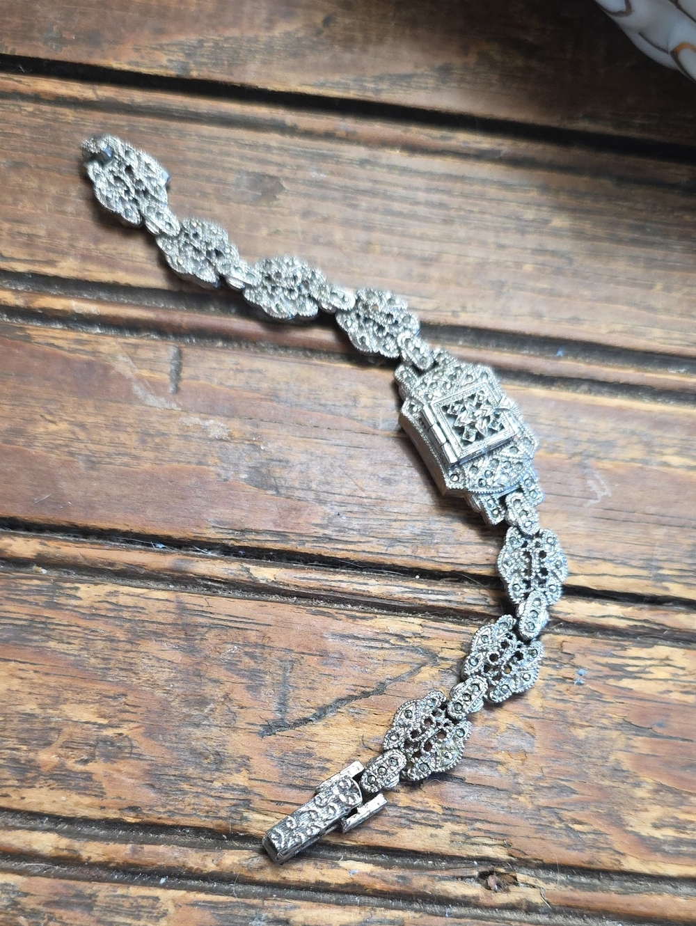 Vinyage Silver-Tone Filigree Women's Watch Bracelet